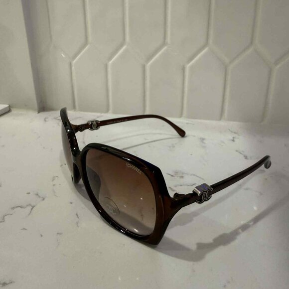 Ladies Brown Sunglasses main image 4